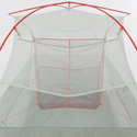 Gear Lofts Grande trapezio fissato all'interno della tenda fotografato dall'esterno
